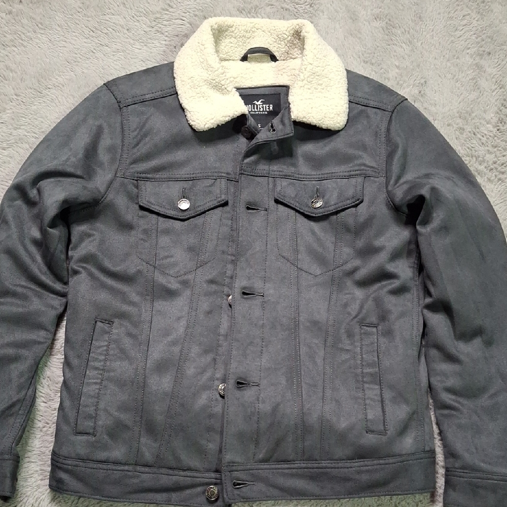 Hollister Men's Gray Jacket with White Sherpa Collar